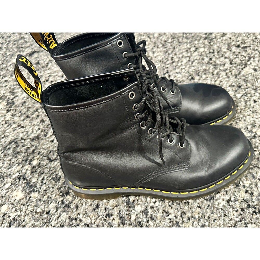 Dr. Martens 1460 Style Black Leather Boots Womenโs 11 Menโs 10 UK 9 Worn Twice